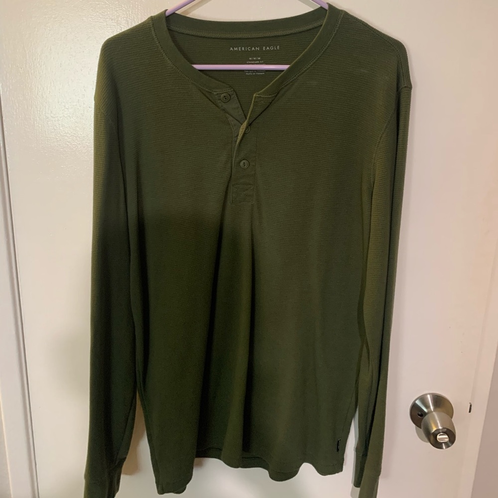 American Eagle Long Sleeve Henley